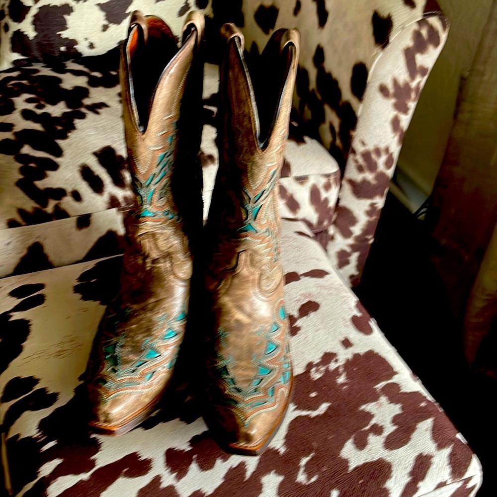 Lucchese Brown Leather Western Heeled Boots with Turquoise Stitching
